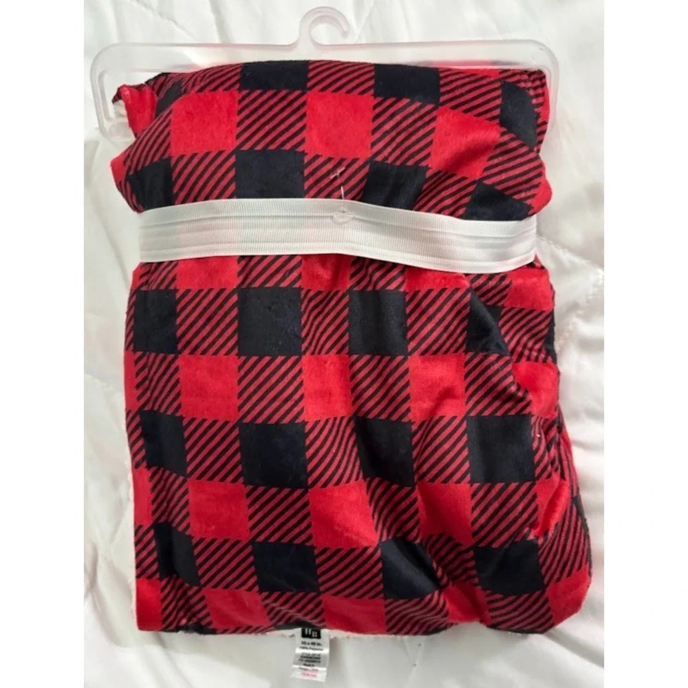 Hudson Baby Red Black Plaid Baby Blanket Beige Sherpa Thick Warm 30x40‎ NWT
